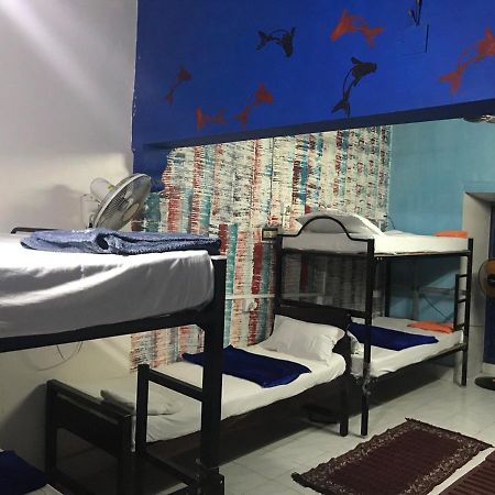 Brisbane Lodge & Hostel Kochi Екстериор снимка