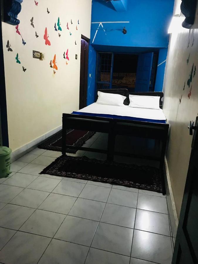 Brisbane Lodge & Hostel Kochi Екстериор снимка